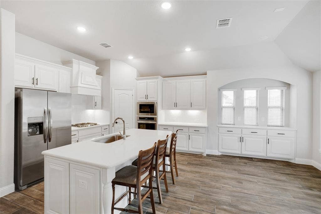 9100 Amistad Lane, Denton, TX 76226 9100 Amistad Lane, Denton, TX 76226