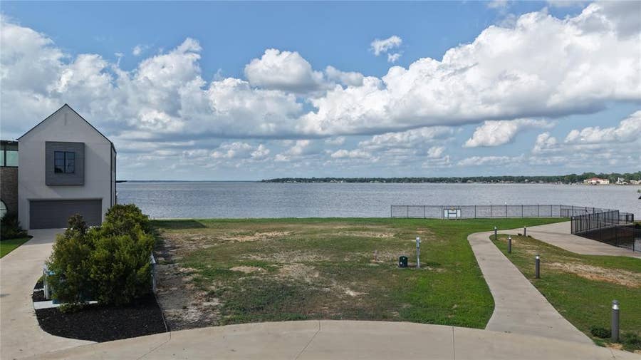 Property photo for 120 Mary Court, Gun Barrel City, TX