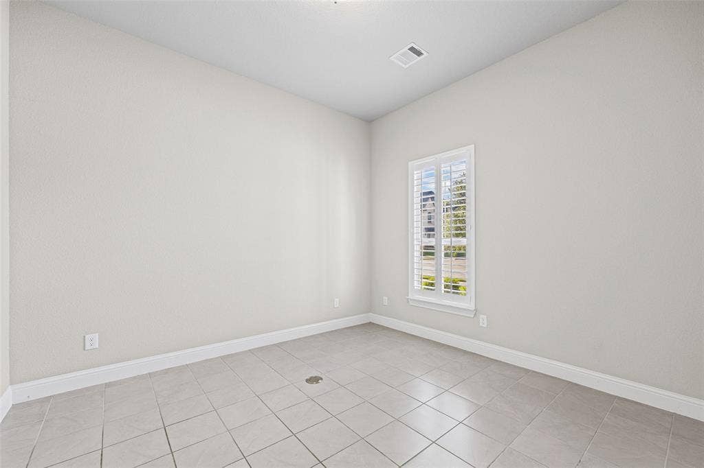 3200 Tail Water Drive, Mansfield, TX 76063 Office or 4th bedroom at the front of the home