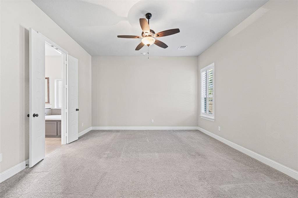 3200 Tail Water Drive, Mansfield, TX 76063 Large primary suite
