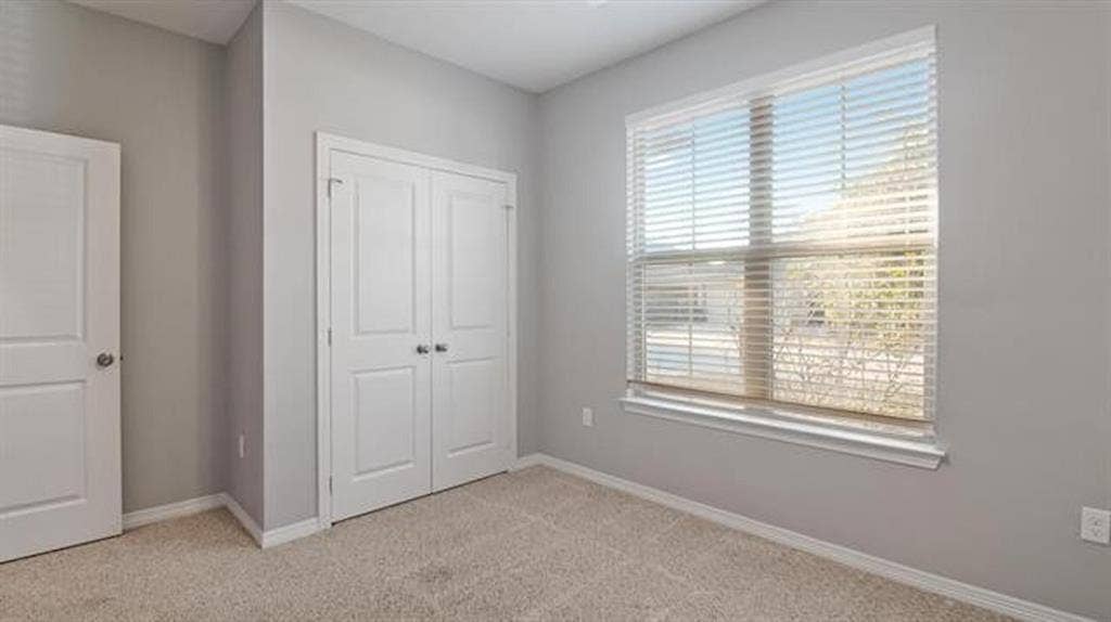 2927 Meadow Brook Trail, Tyler, TX 75701 2927 Meadow Brook Trail, Tyler, TX 75701