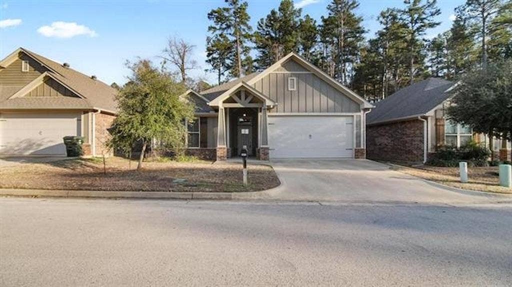 2927 Meadow Brook Trail, Tyler, TX 75701 2927 Meadow Brook Trail, Tyler, TX 75701