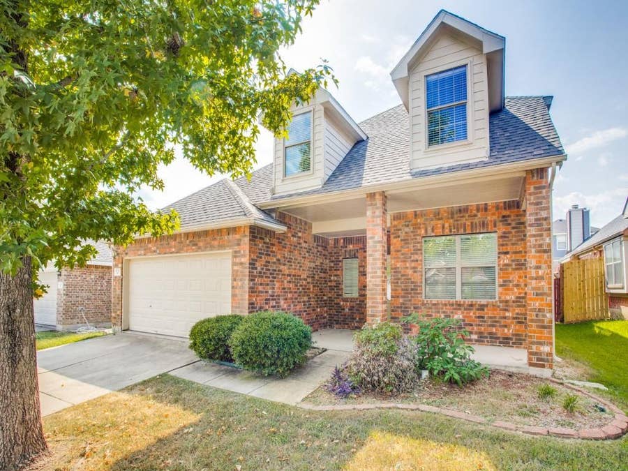 Property photo for 616 Crystal Falls Drive, McKinney, TX