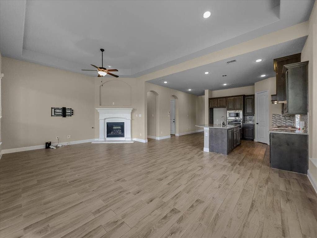 3401 Willow Brook Drive, Mansfield, TX 76063 3401 Willow Brook Drive, Mansfield, TX 76063