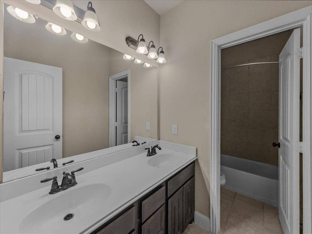 3401 Willow Brook Drive, Mansfield, TX 76063 3401 Willow Brook Drive, Mansfield, TX 76063
