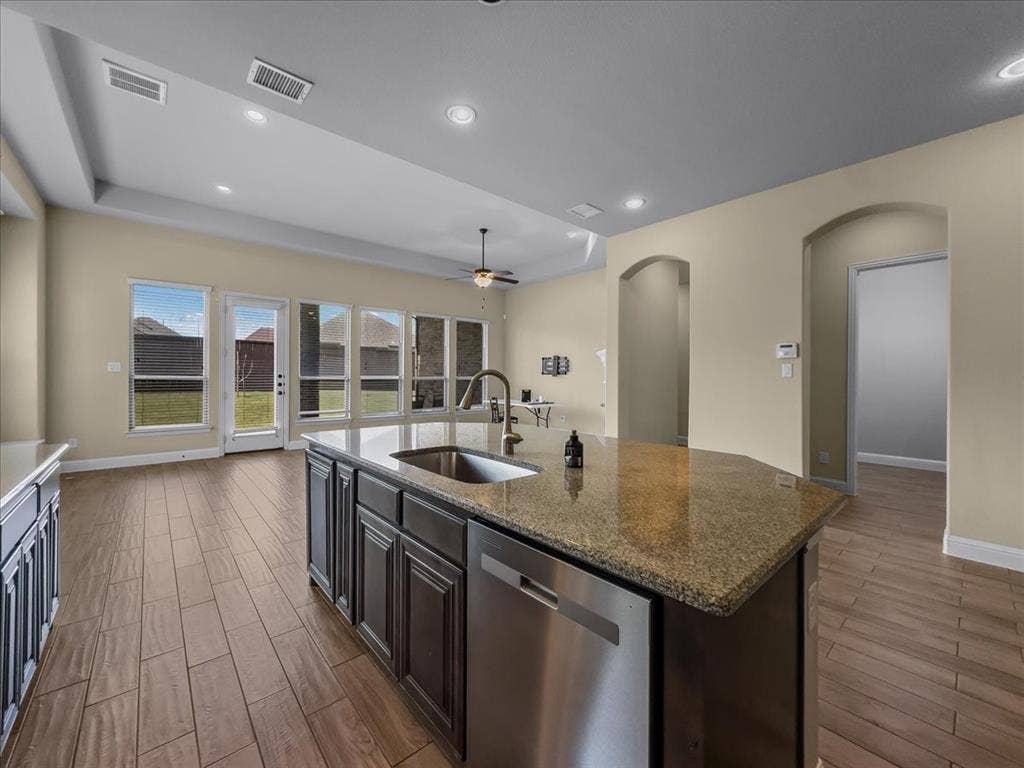 3401 Willow Brook Drive, Mansfield, TX 76063 3401 Willow Brook Drive, Mansfield, TX 76063