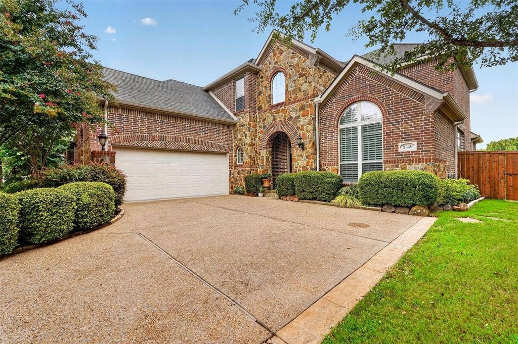 2340 Hedgewood Lane, Allen, TX 75013 2340 Hedgewood Lane, Allen, TX 75013