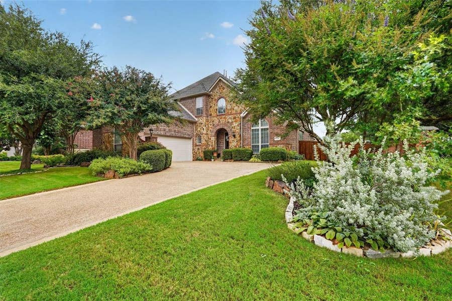 Property photo for 2340 Hedgewood Lane, Allen, TX