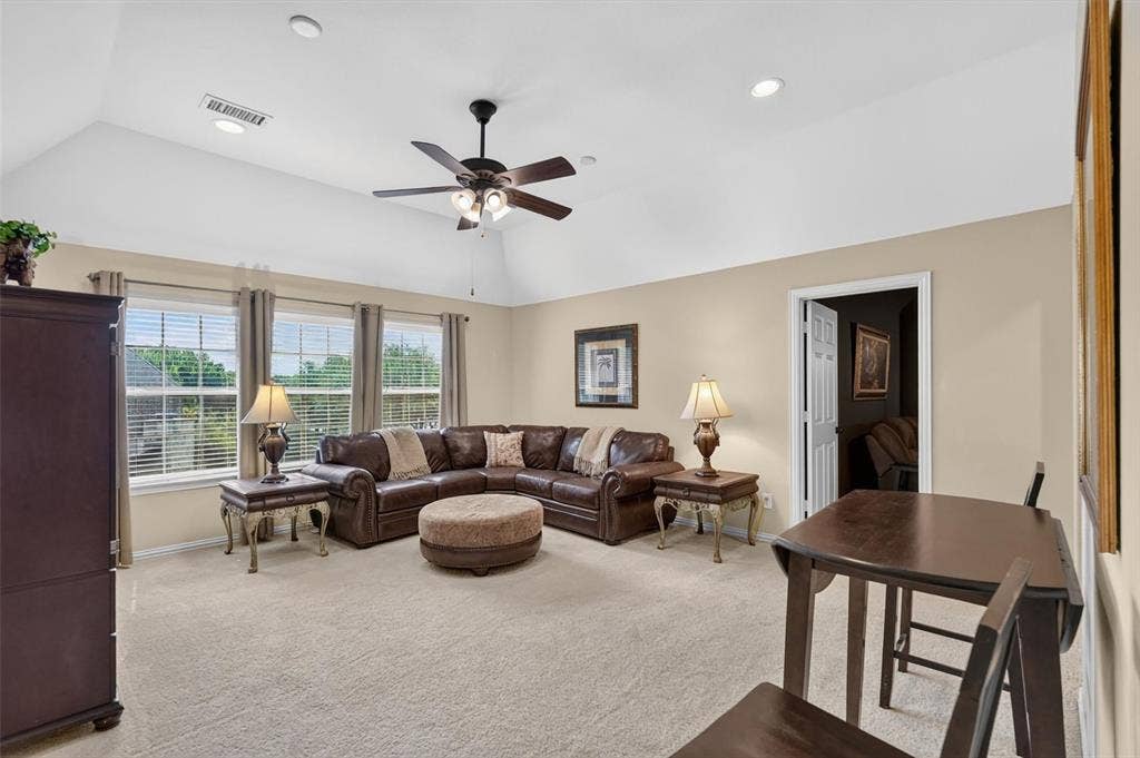 2340 Hedgewood Lane, Allen, TX 75013 2340 Hedgewood Lane, Allen, TX 75013