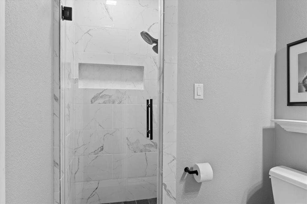 1502 Chase Oaks Drive, Keller, TX 76248 with a Full shower!