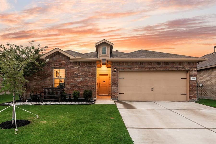 Property photo for 516 Drowsy Water Trail, Fort Worth, TX