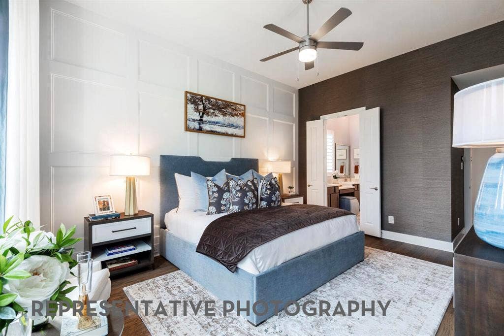 2042 Dripping Spring Avenue, Midlothian, TX 76065