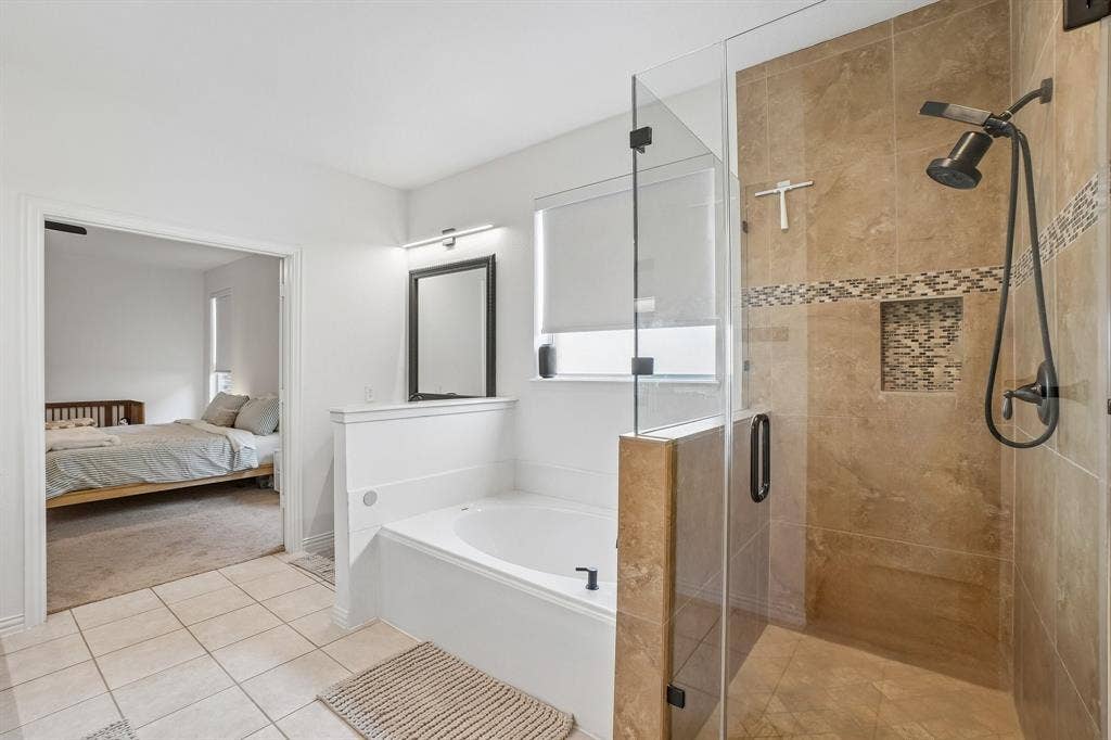 1380 Southern Pines Drive, Rockwall, TX 75087 Primary bath with seperate shower & soaking tub