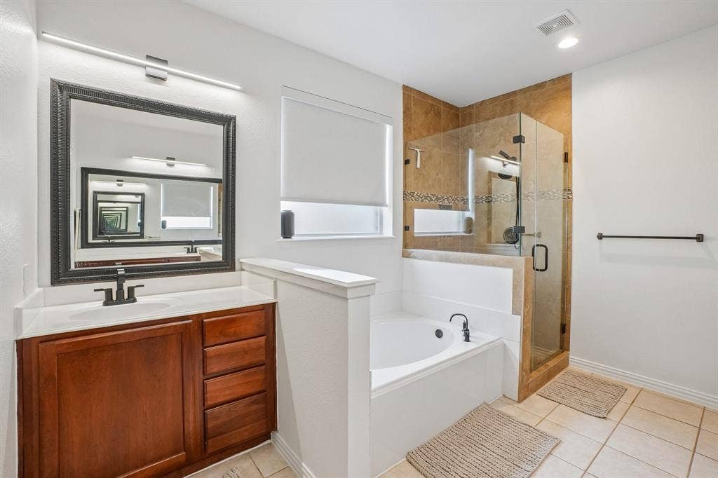 1380 Southern Pines Drive, Rockwall, TX 75087 Primary bathroom with Hi & Her sinks