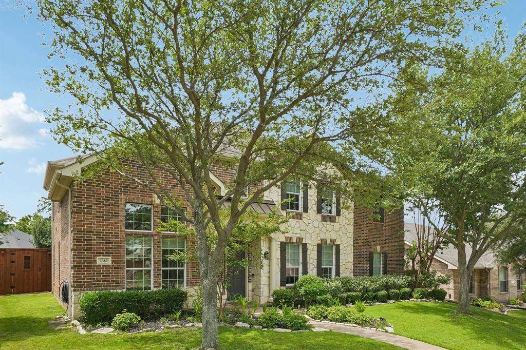 1380 Southern Pines Drive, Rockwall, TX 75087 Lots of mature trees
