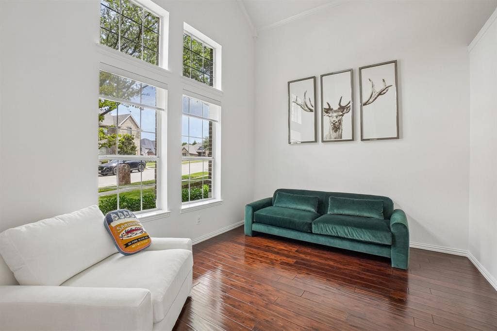1380 Southern Pines Drive, Rockwall, TX 75087 Spacious formal living room or play room