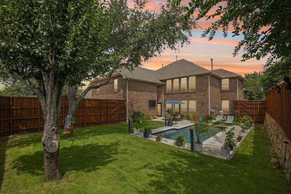 1380 Southern Pines Drive, Rockwall, TX 75087 Twilight view of yard