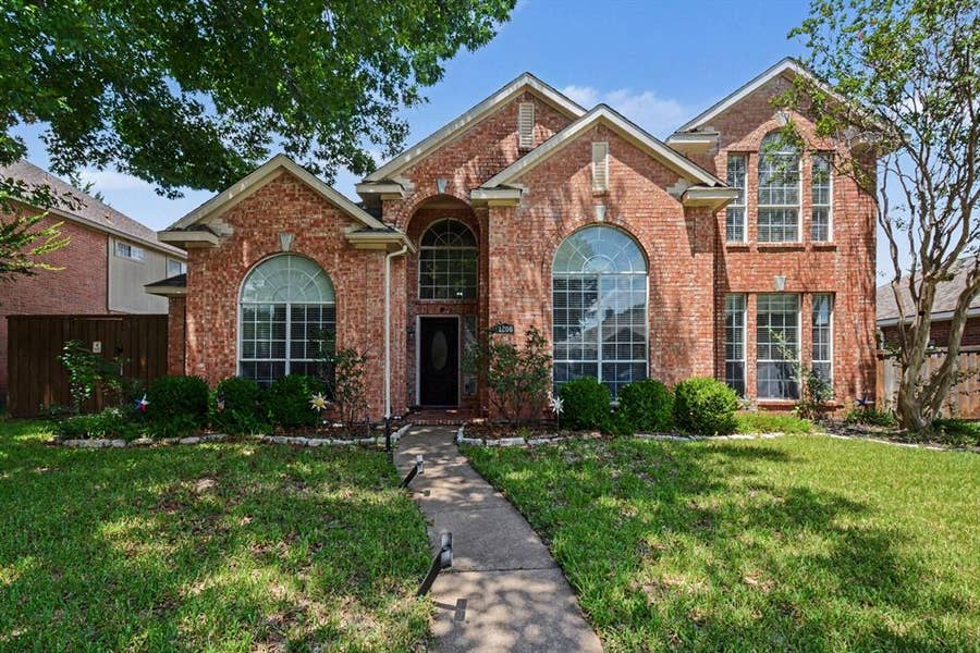 Property photo for 1206 Brook Drive, Allen, TX