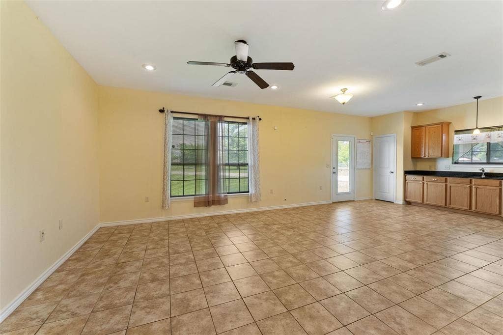 304 Port Drive, Gun Barrel City, TX 75156 304 Port Drive, Gun Barrel City, TX 75156