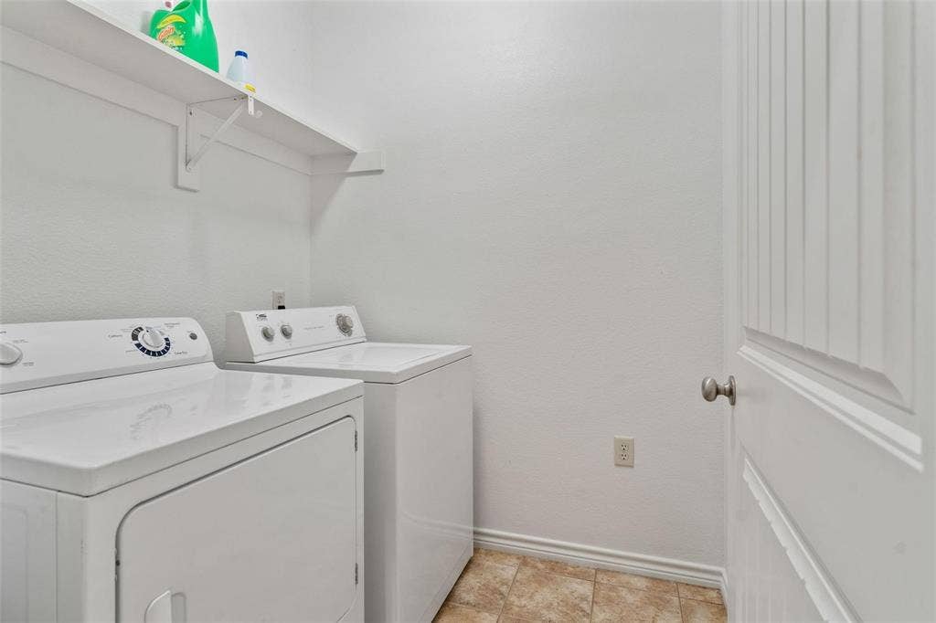 304 Port Drive, Gun Barrel City, TX 75156 304 Port Drive, Gun Barrel City, TX 75156
