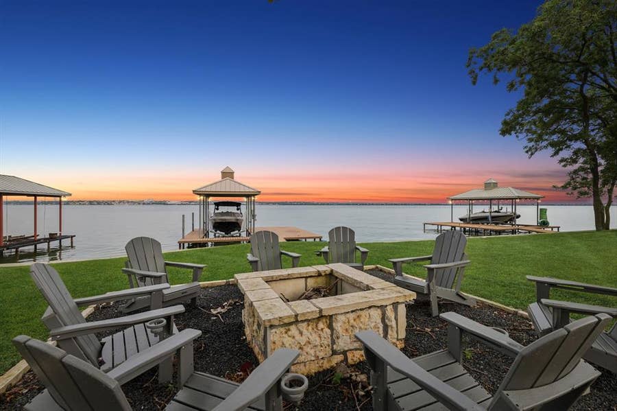 Property photo for 4414 Scenic Drive, Rowlett, TX
