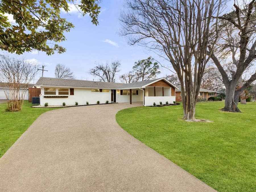 Property photo for 3616 Woodleigh Drive, Dallas, TX