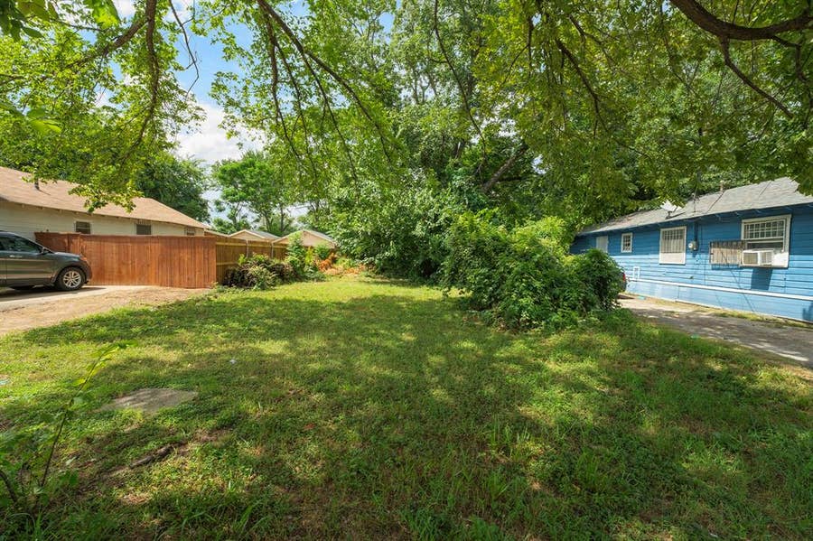 Property photo for 2731 Macon Street, Dallas, TX