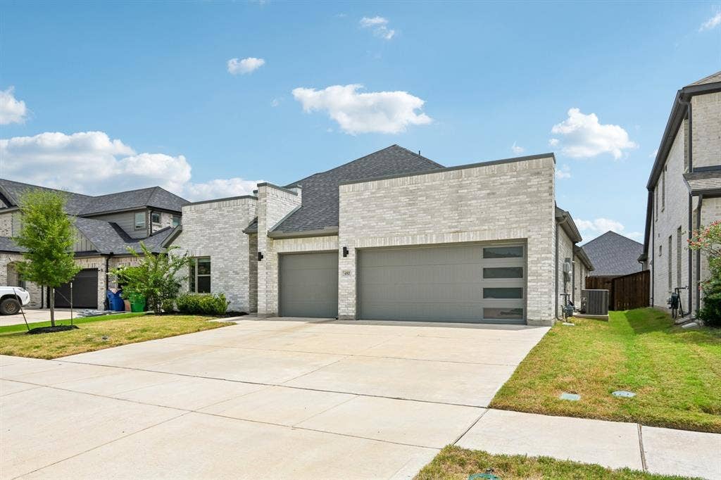 452 Leopold Trail, Waxahachie, TX 75165
