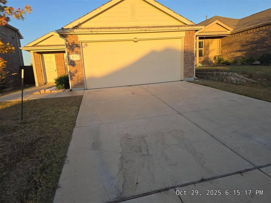 Property photo for 3114 Blakely Court, Crandall, TX