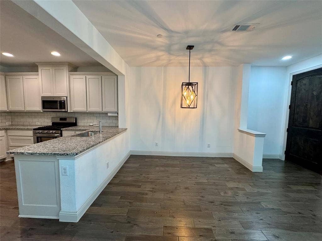 6285 Davison Way, McKinney, TX 75070 6285 Davison Way, McKinney, TX 75070