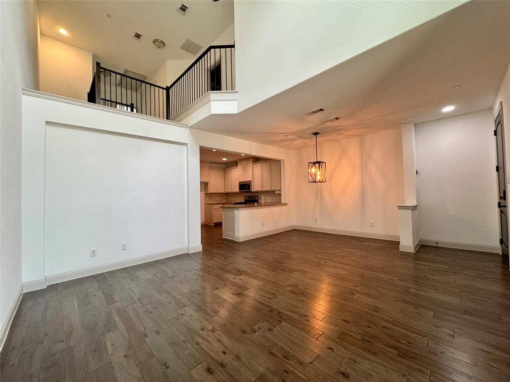 6285 Davison Way, McKinney, TX 75070 6285 Davison Way, McKinney, TX 75070