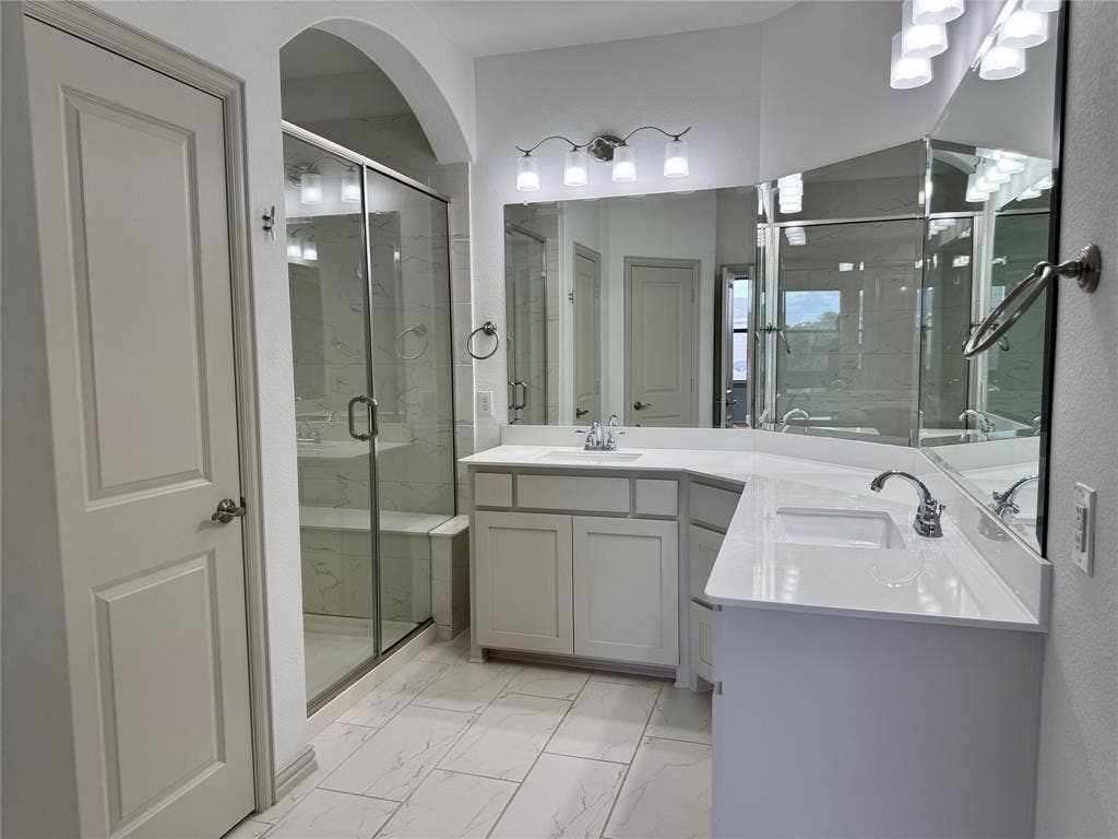 6285 Davison Way, McKinney, TX 75070 6285 Davison Way, McKinney, TX 75070
