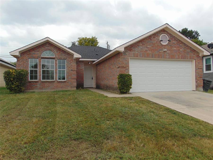 Property photo for 2538 Camel Court, Dallas, TX