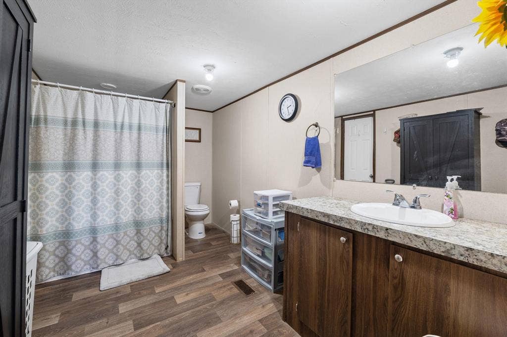 1639 Elm Lake Road, Riesel, TX 76682 1639 Elm Lake Road, Riesel, TX 76682