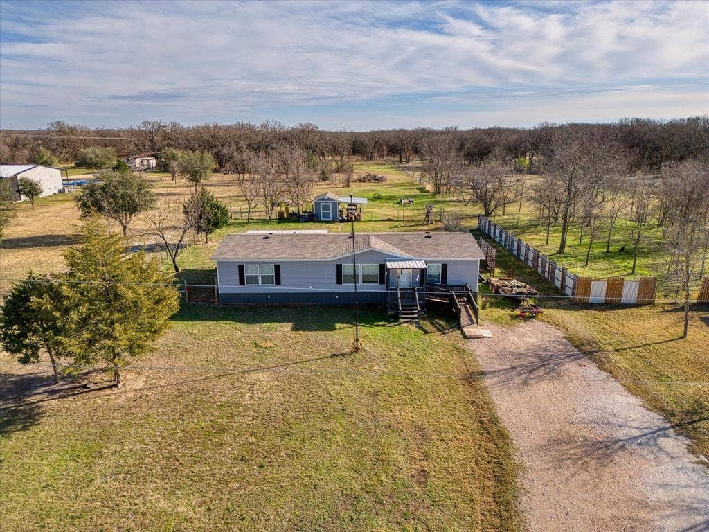 1639 Elm Lake Road, Riesel, TX 76682 1639 Elm Lake Road, Riesel, TX 76682