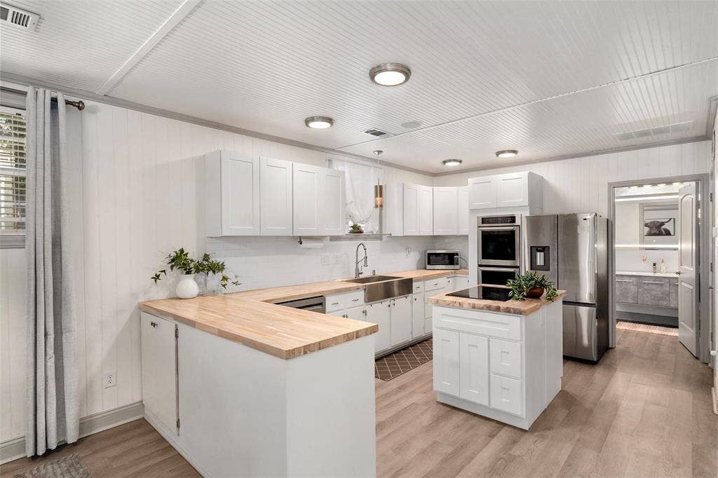 2525 US Highway 175, Athens, TX 75751 2525 US Highway 175, Athens, TX 75751
