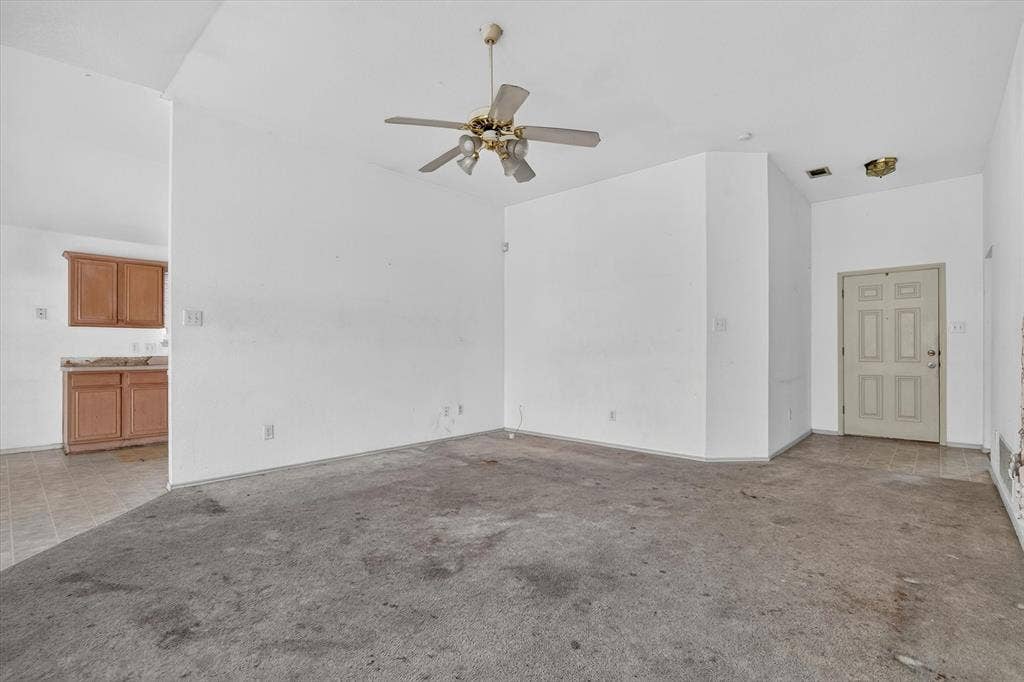1414 Aviary Drive, DeSoto, TX 75115 1414 Aviary Drive, DeSoto, TX 75115
