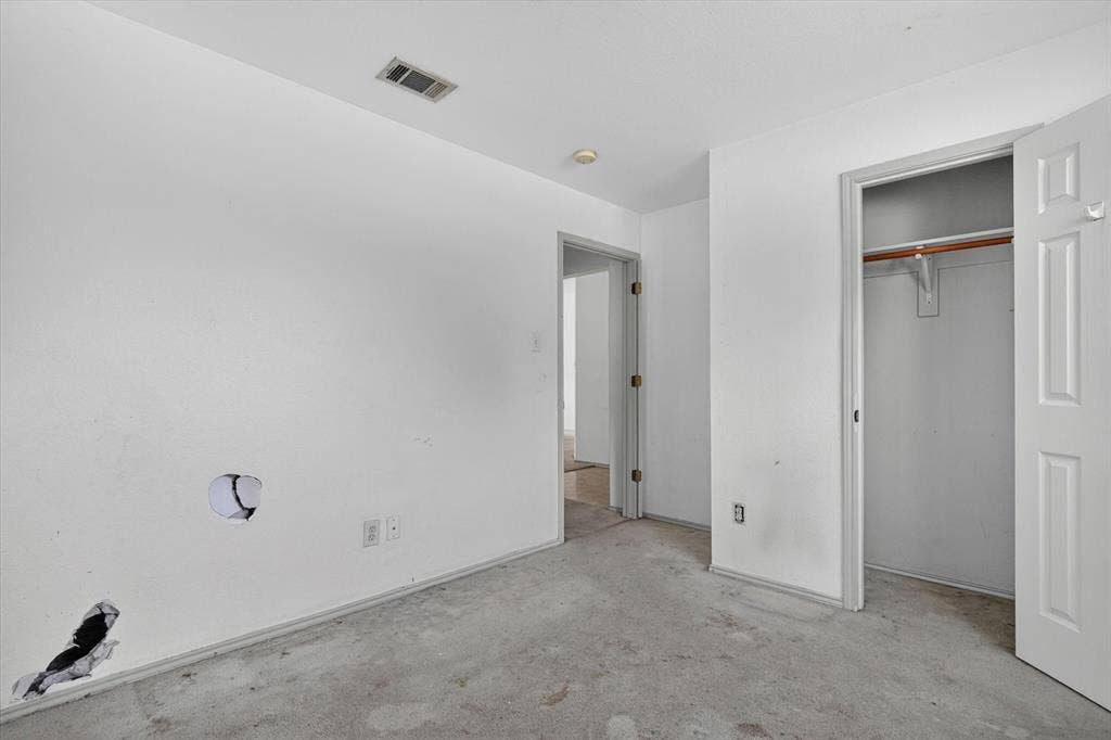 1414 Aviary Drive, DeSoto, TX 75115 Image quality insufficient for description
