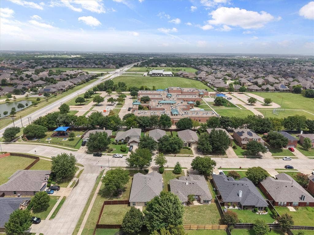 4406 Fox Meadows Lane, Mansfield, TX 76063 4406 Fox Meadows Lane, Mansfield, TX 76063