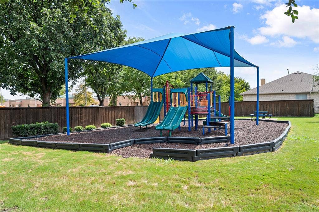 4406 Fox Meadows Lane, Mansfield, TX 76063 4406 Fox Meadows Lane, Mansfield, TX 76063