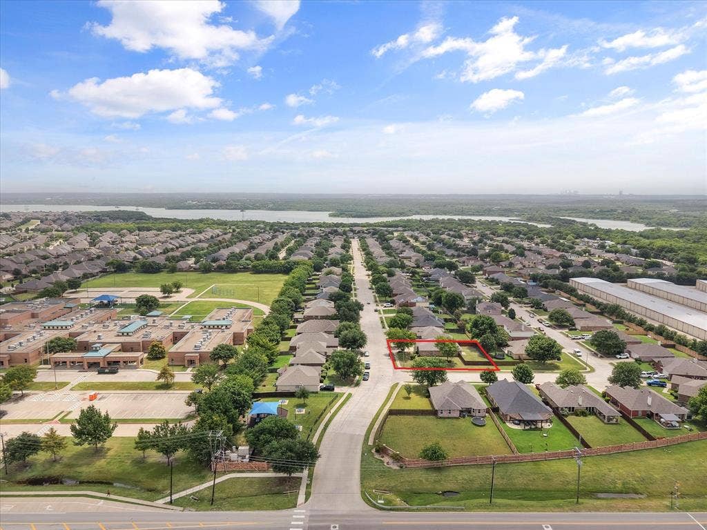 4406 Fox Meadows Lane, Mansfield, TX 76063 4406 Fox Meadows Lane, Mansfield, TX 76063