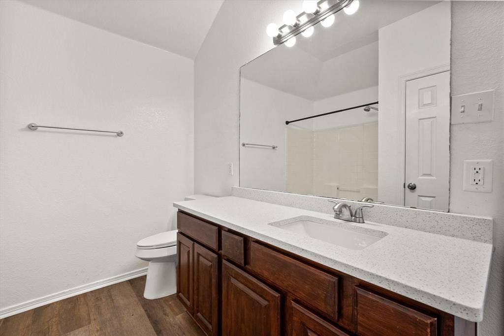 4406 Fox Meadows Lane, Mansfield, TX 76063 4406 Fox Meadows Lane, Mansfield, TX 76063