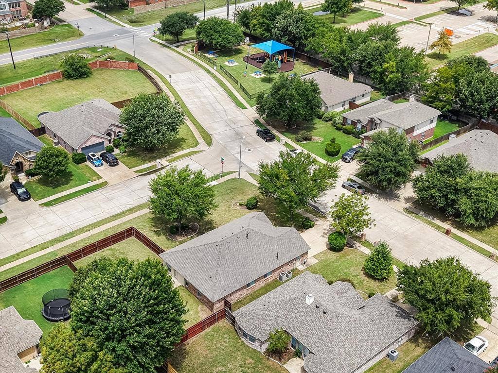 4406 Fox Meadows Lane, Mansfield, TX 76063 4406 Fox Meadows Lane, Mansfield, TX 76063