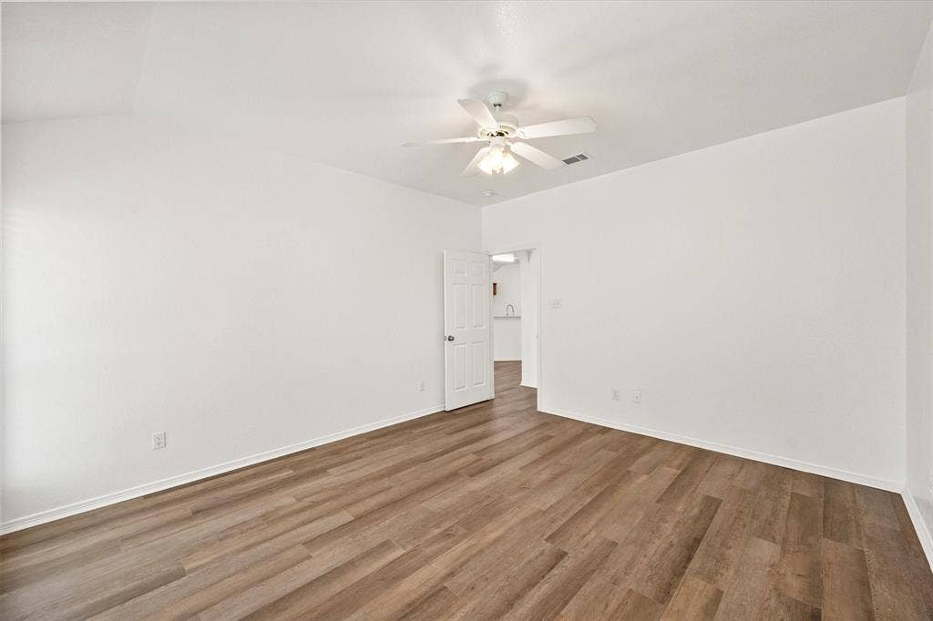 4406 Fox Meadows Lane, Mansfield, TX 76063 4406 Fox Meadows Lane, Mansfield, TX 76063