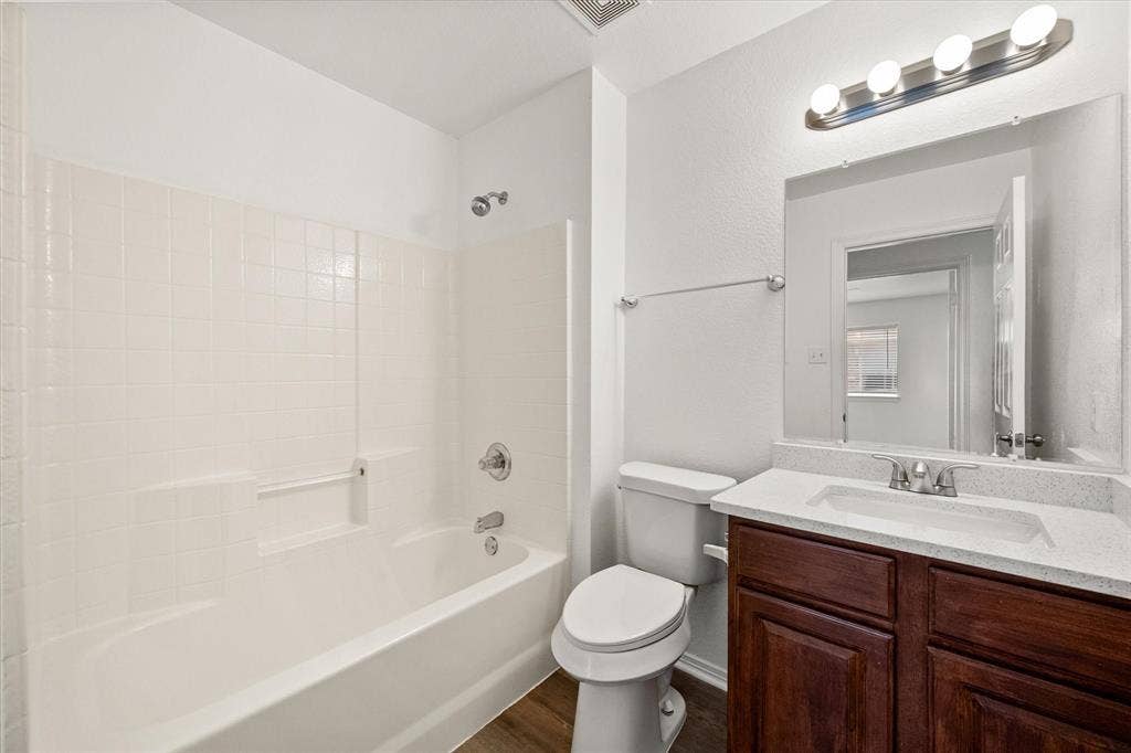 4406 Fox Meadows Lane, Mansfield, TX 76063 4406 Fox Meadows Lane, Mansfield, TX 76063