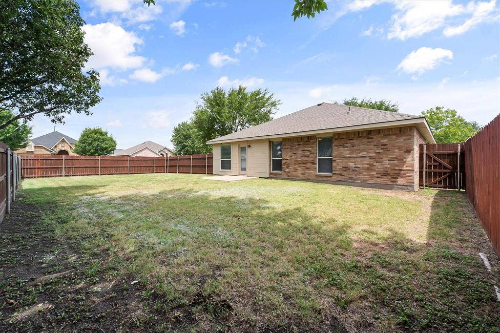 4406 Fox Meadows Lane, Mansfield, TX 76063 4406 Fox Meadows Lane, Mansfield, TX 76063
