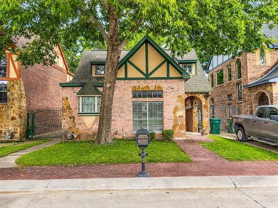 Property photo for 508 Phillip Drive, Cedar Hill, TX