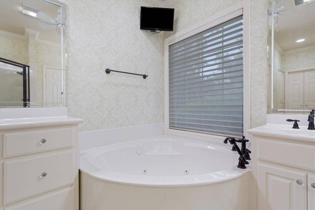 501 Sienna Bend Trail, Waco, TX 76657