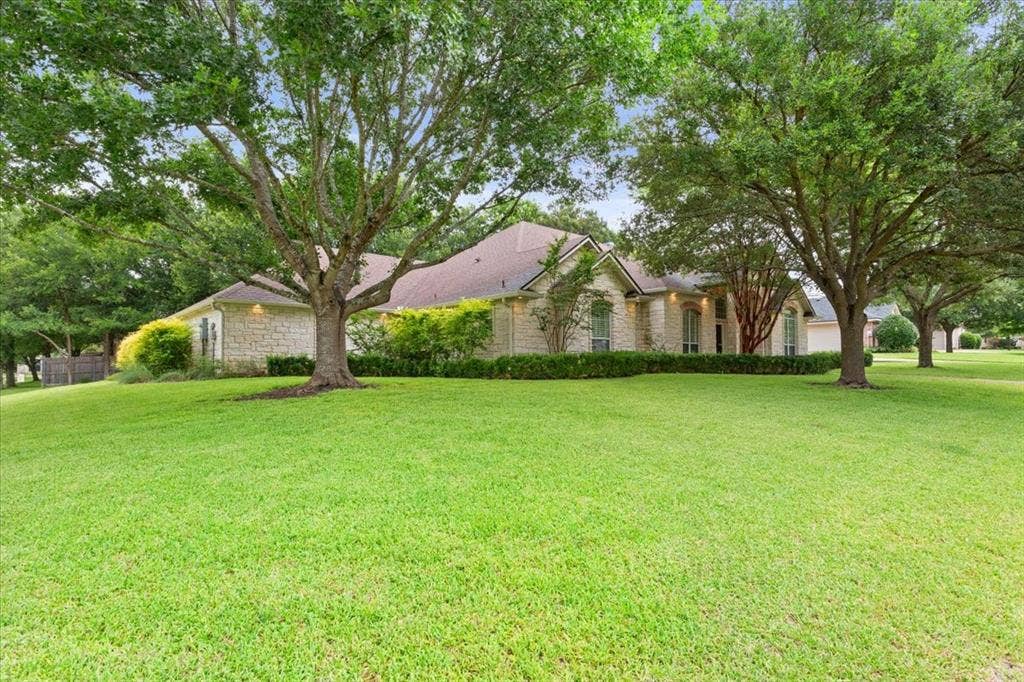 501 Sienna Bend Trail, Waco, TX 76657