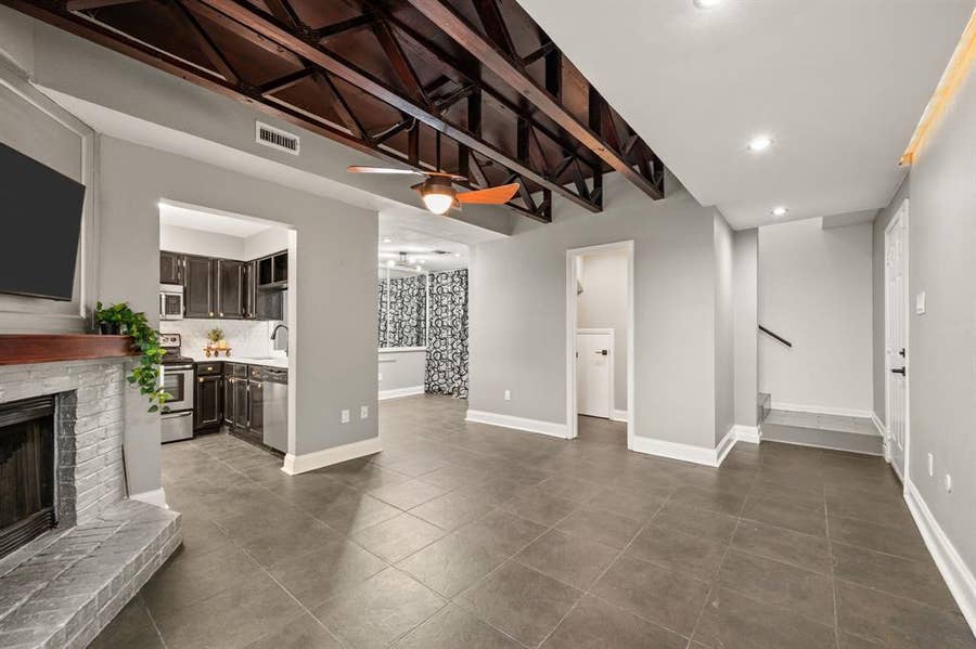 Property photo for 1100 Brighton Drive, #D, Arlington, TX